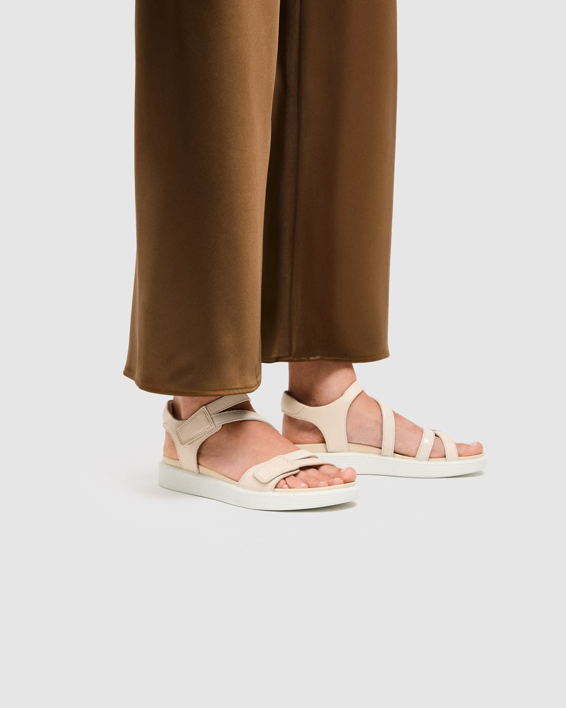 ECCO SOFT SANDAL W 3-STRAP LIMESTONE