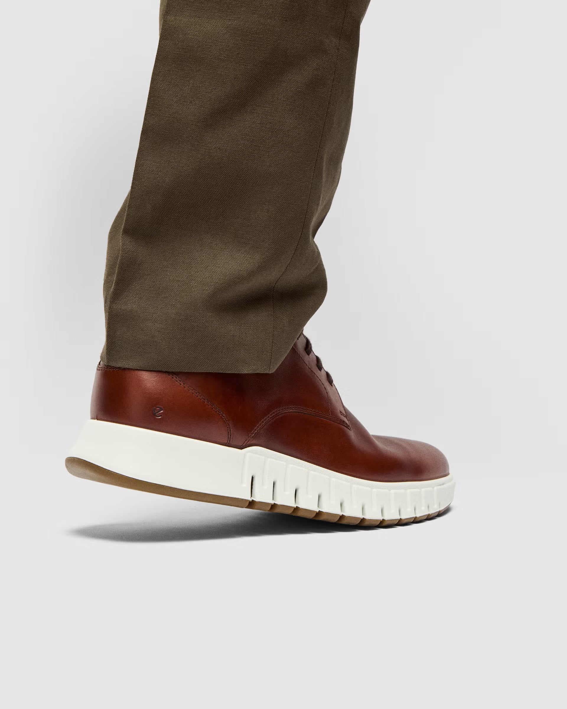 ECCO GRUUV STUDIO DERBY LACE UP MOCHA LEATHER