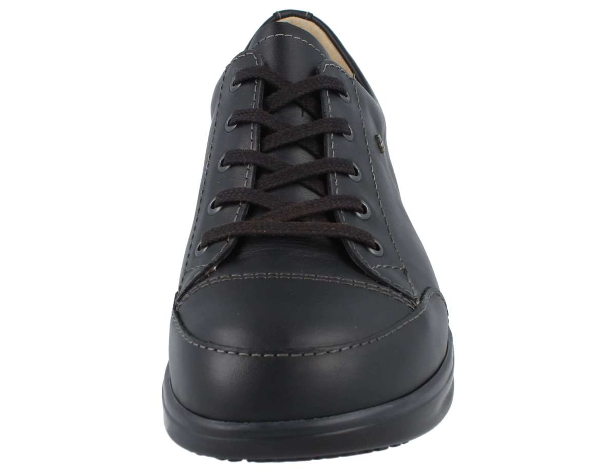 BASKETS FINN COMFORT IKEBUKURO À LACETS EN CUIR NAPPA NOIR