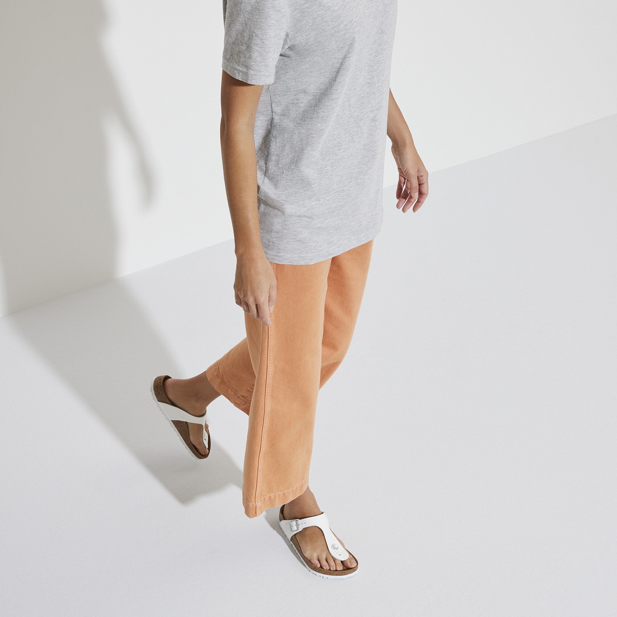 BIRKENSTOCK GIZEH CUIR BLANC