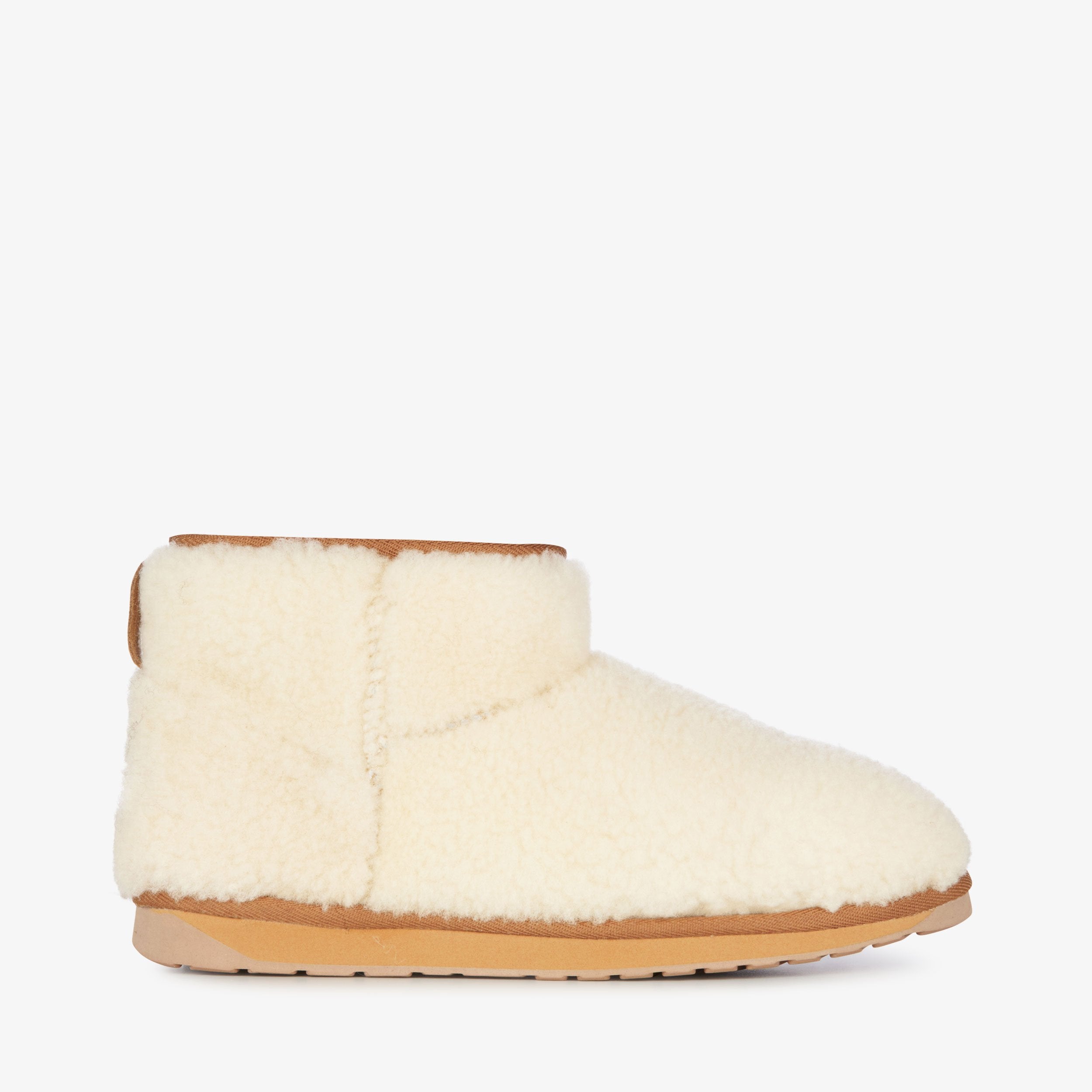 EMU STINGER MICRO TEDDY SLIPPERS