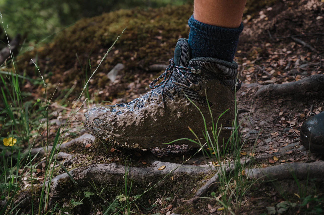 LOWA Explorer II GTX MID Video Boot Nature canada Online Store