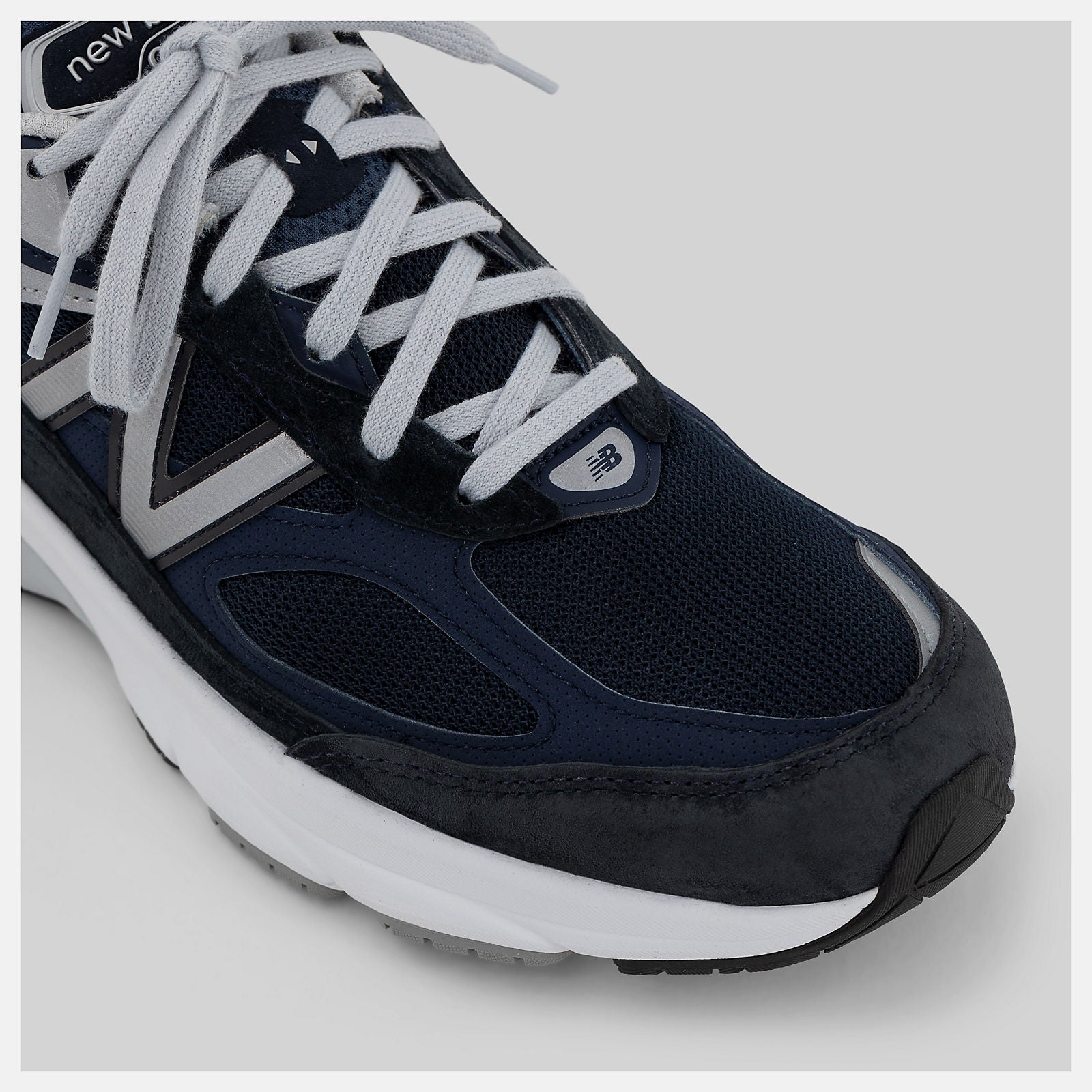 NEW BALANCE FEMME W990NV6 BLEU MARINE