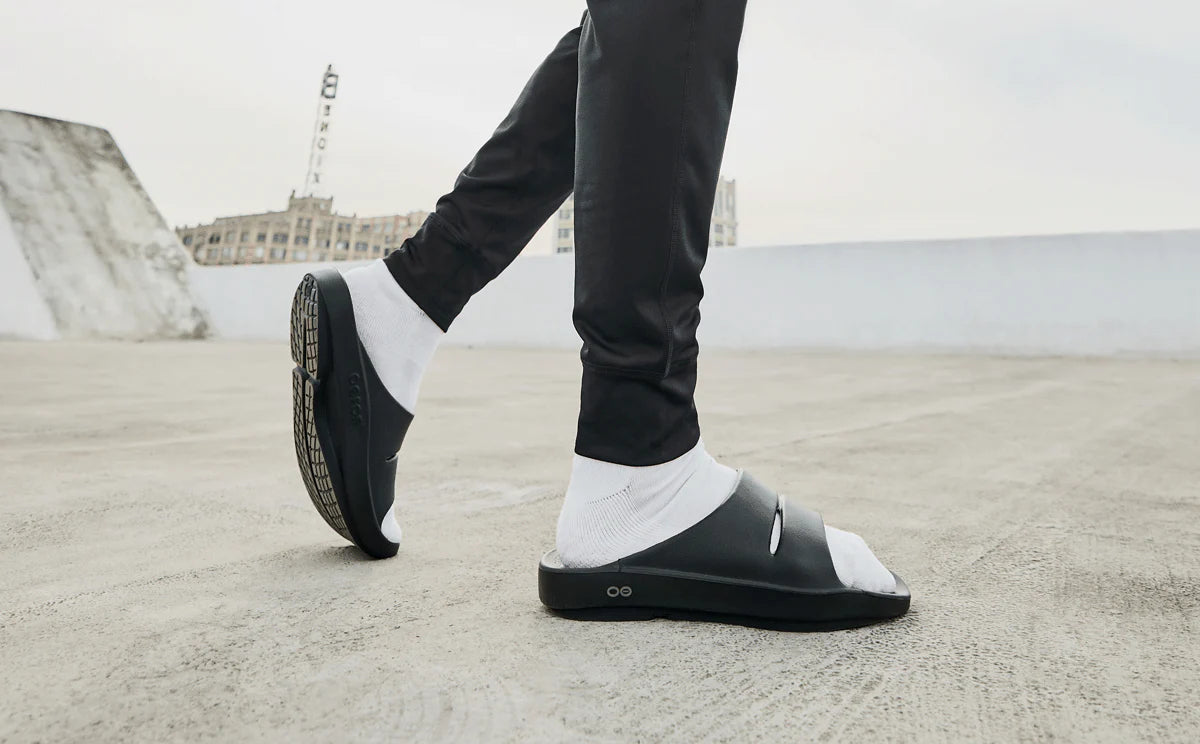 OOFOS OOahh Black Slide Sandal