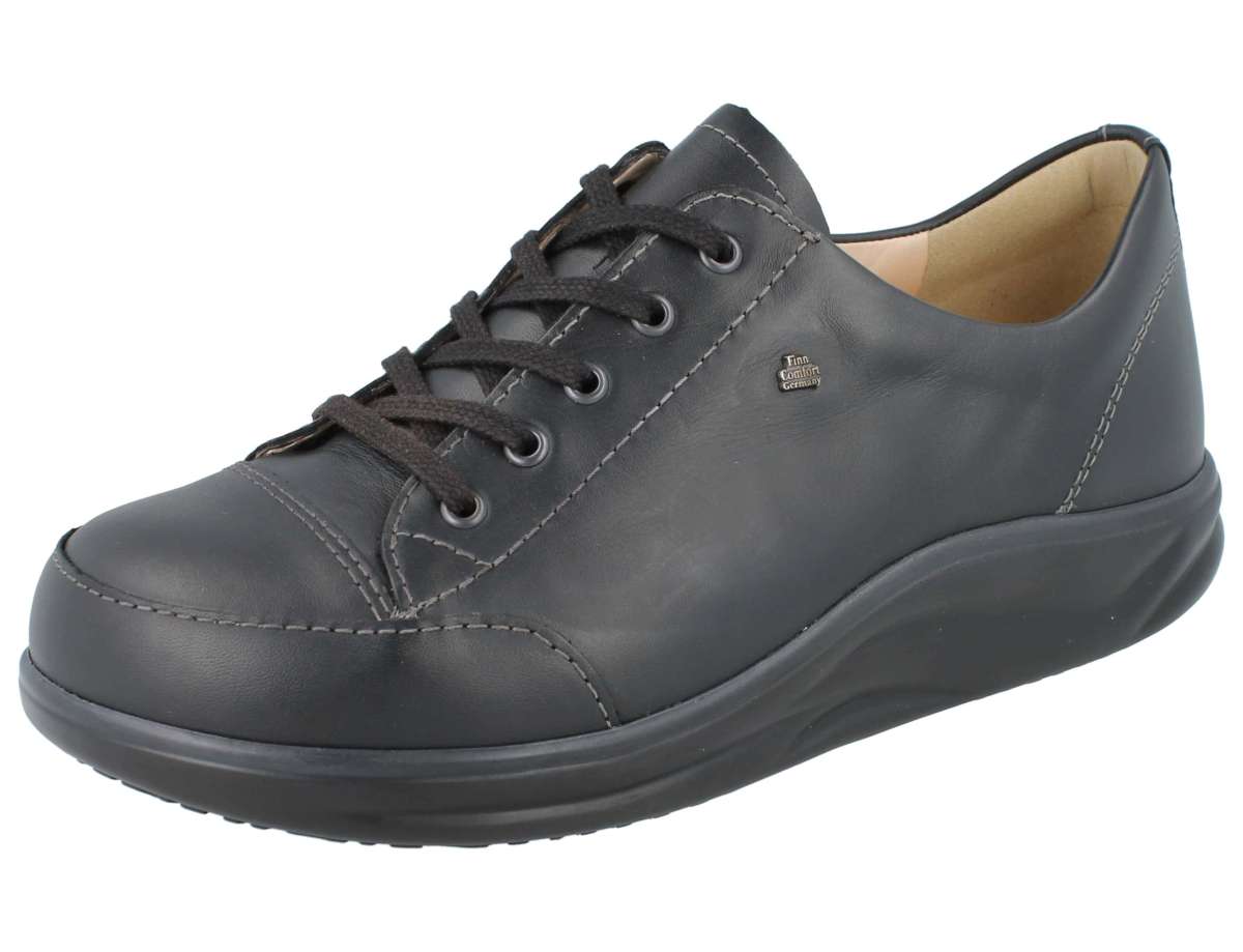 BASKETS FINN COMFORT IKEBUKURO À LACETS EN CUIR NAPPA NOIR
