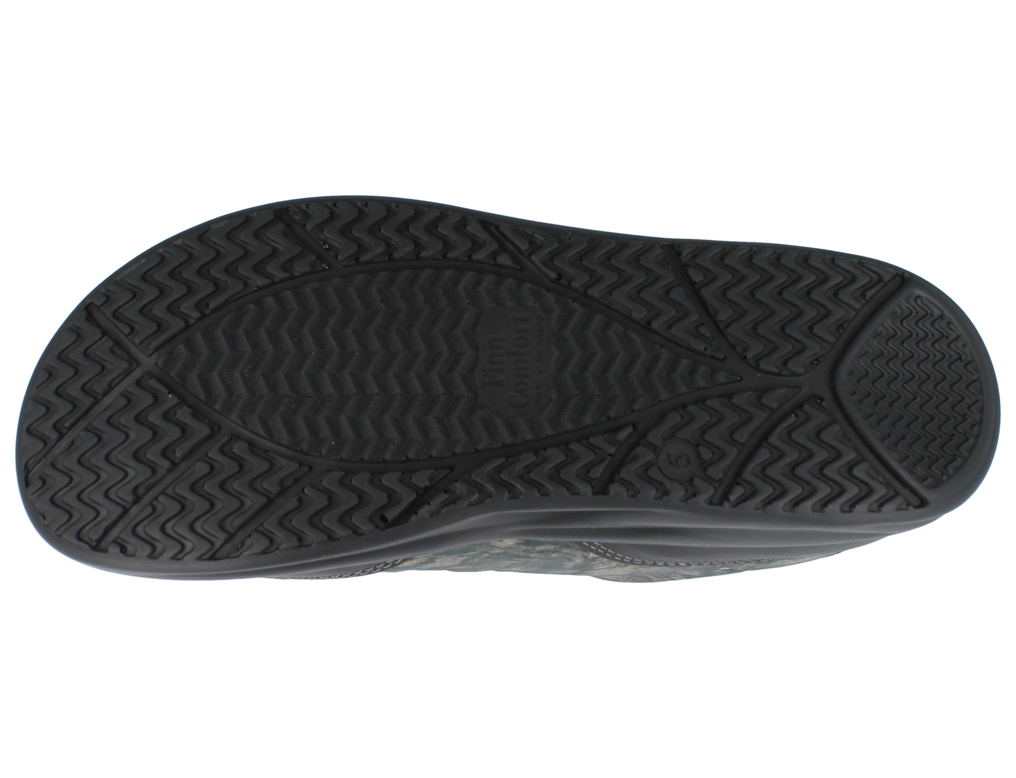 Finn Comfort Otaru printed patterned women sneaker Black sole of a shoe on a white background
