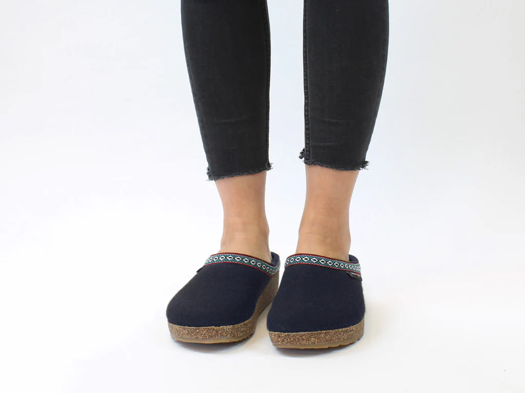 HAFLINGER ZIG ZAG SLIPPERS