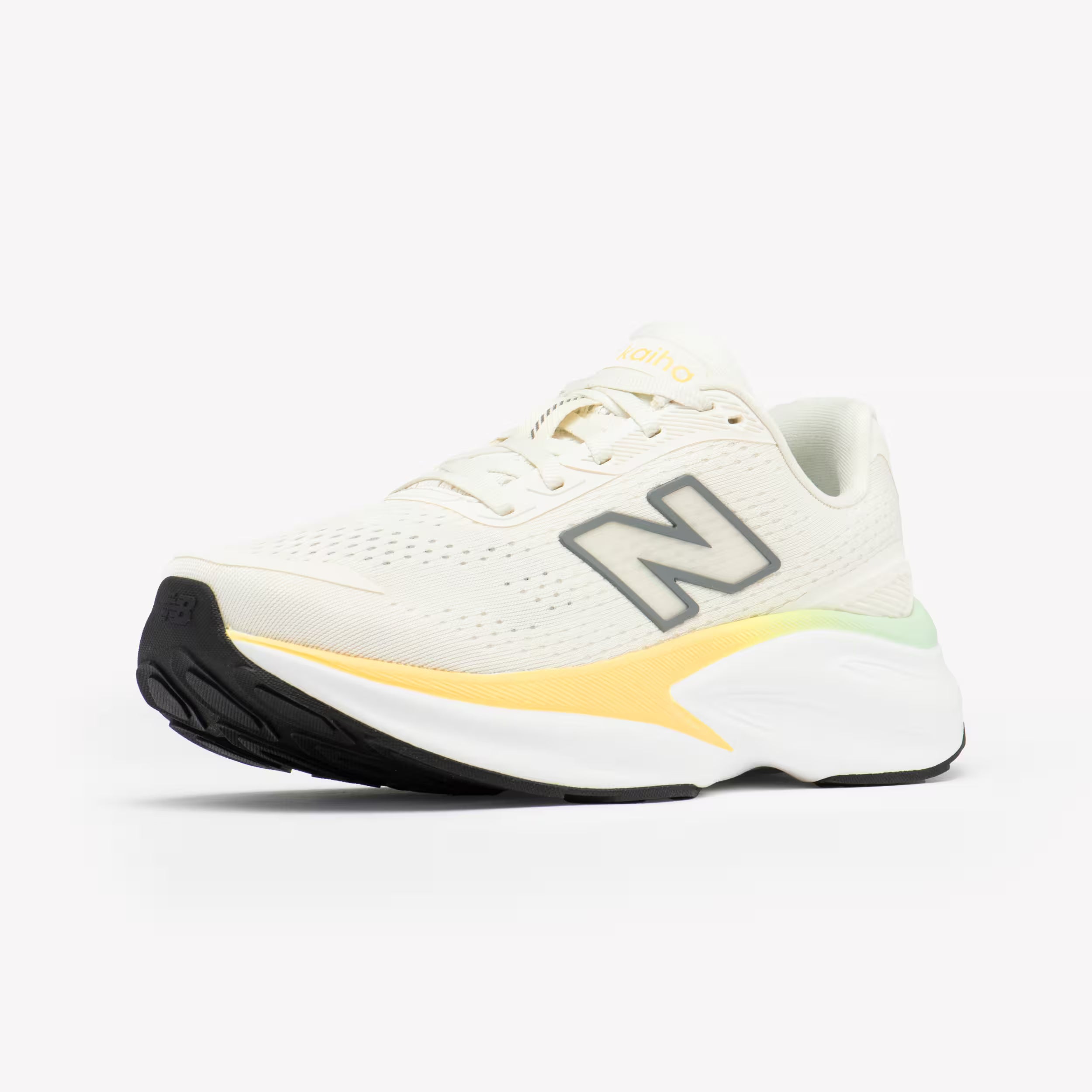 New Balance Kaiha Road v2 women’s shoe side view lightweight running design front view