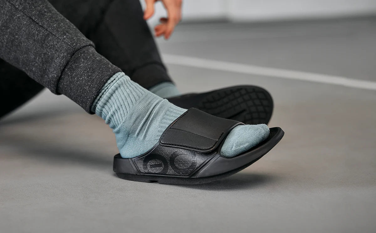 OOFOS OOAHH SPORT FLEX SLIDE SANDAL