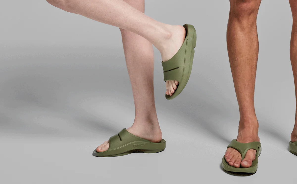 OOFOS OOahh Foliage Slide Sandal
