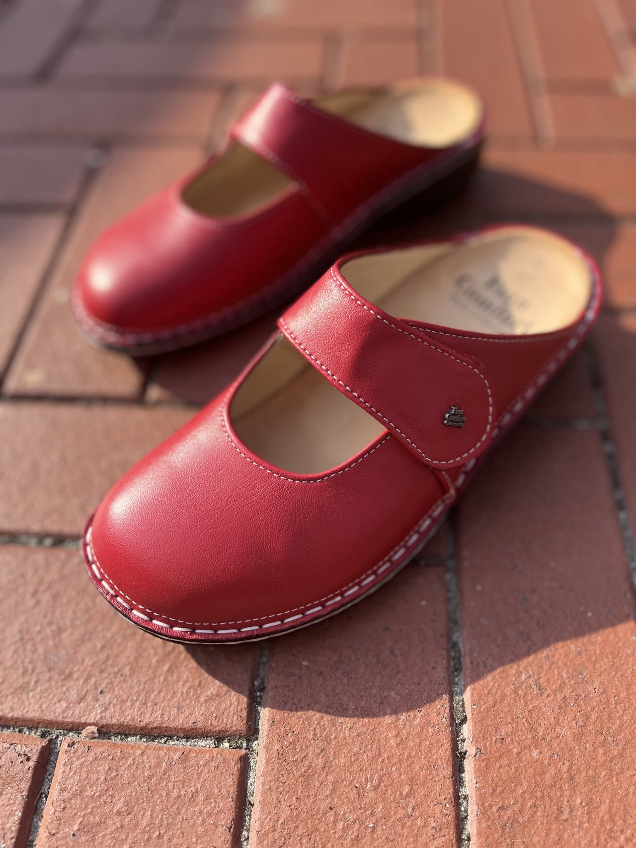 Finn Comfort ストラップ レザーシューズ D 4 1/2 FINN COMFORT Stanford Women's Clog | Red | Finn Comfort Canada