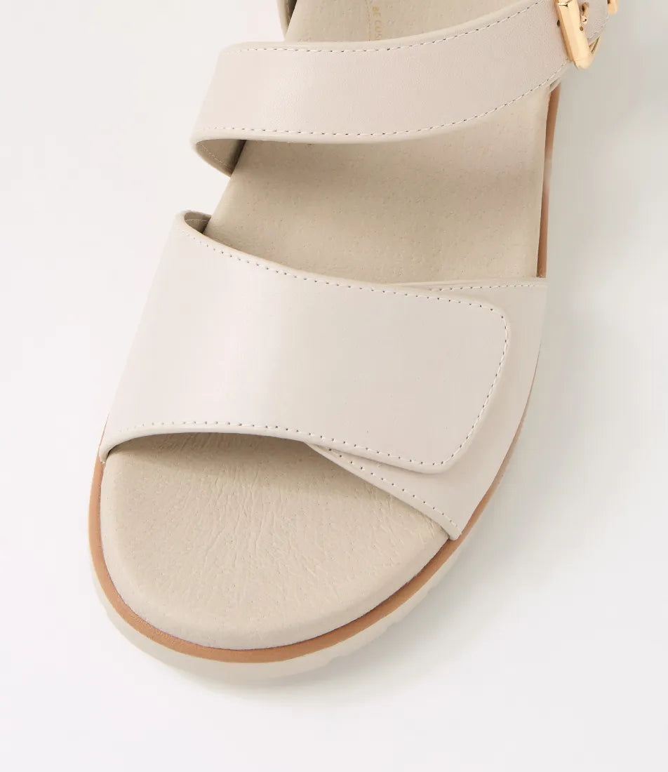 Ziera Vamsy Leather Sandals