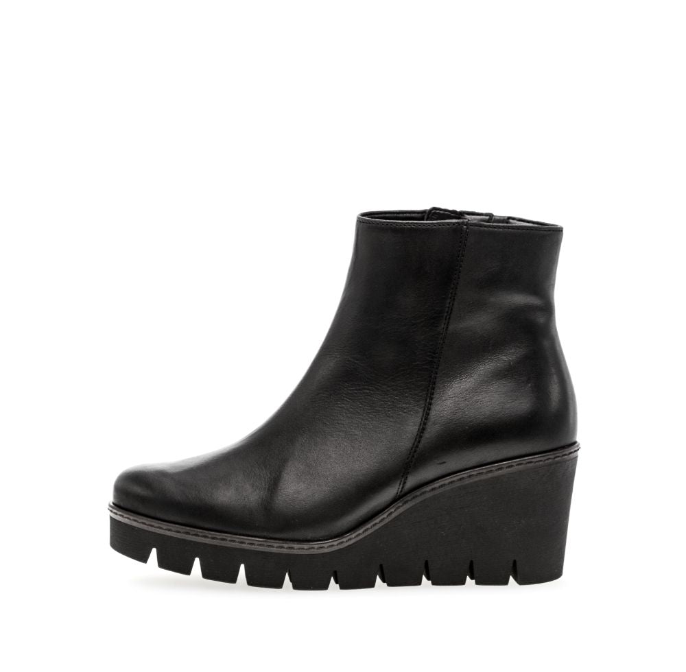GABOR WEDGE BOOT 54780-27 BLACK LEATHER