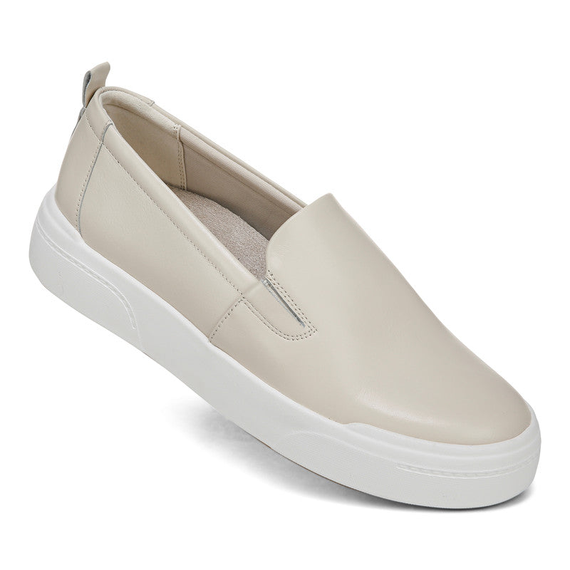 Baskets à enfiler VIONIC COLFAX CARSON en cuir crème