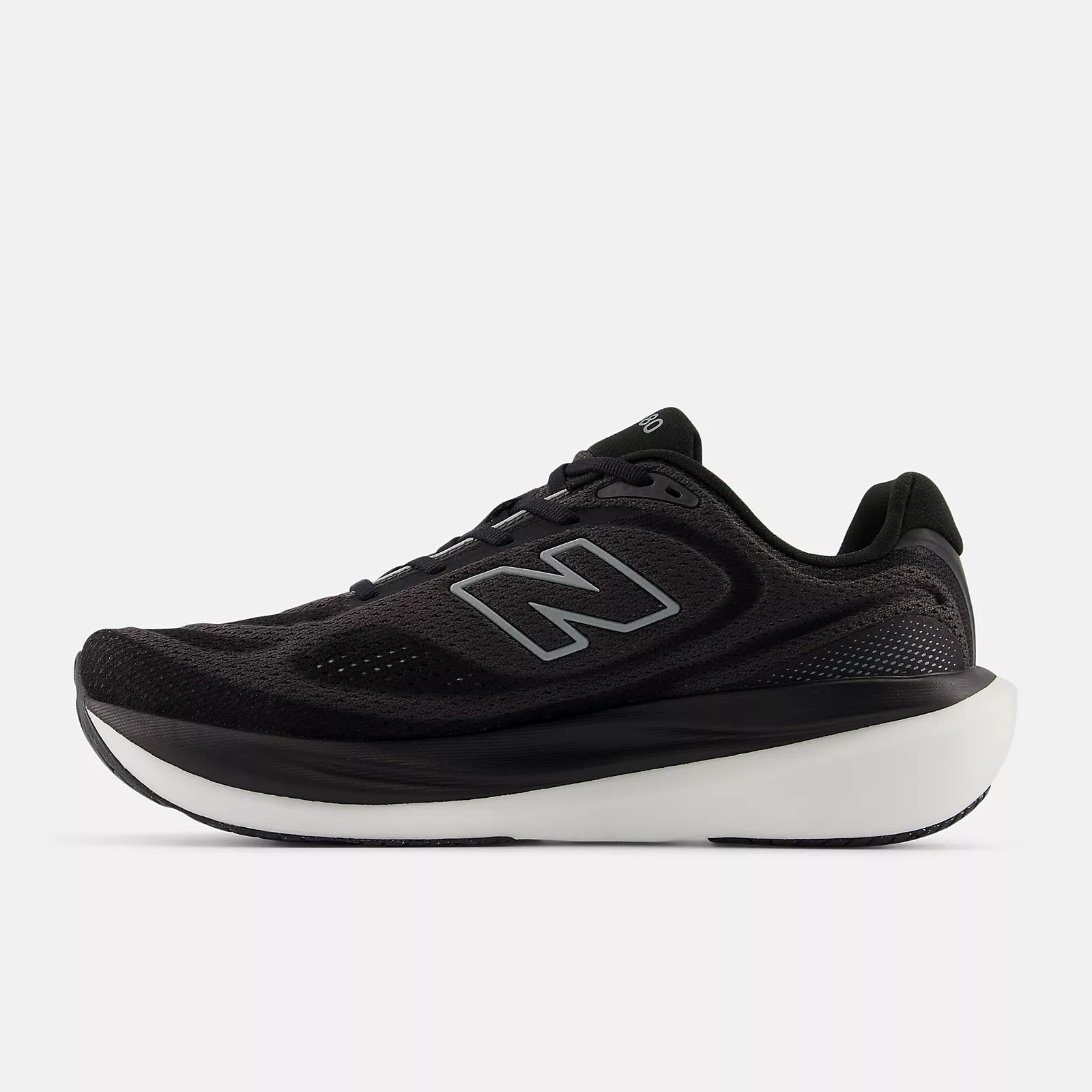 NEW BALANCE M10802FR V15