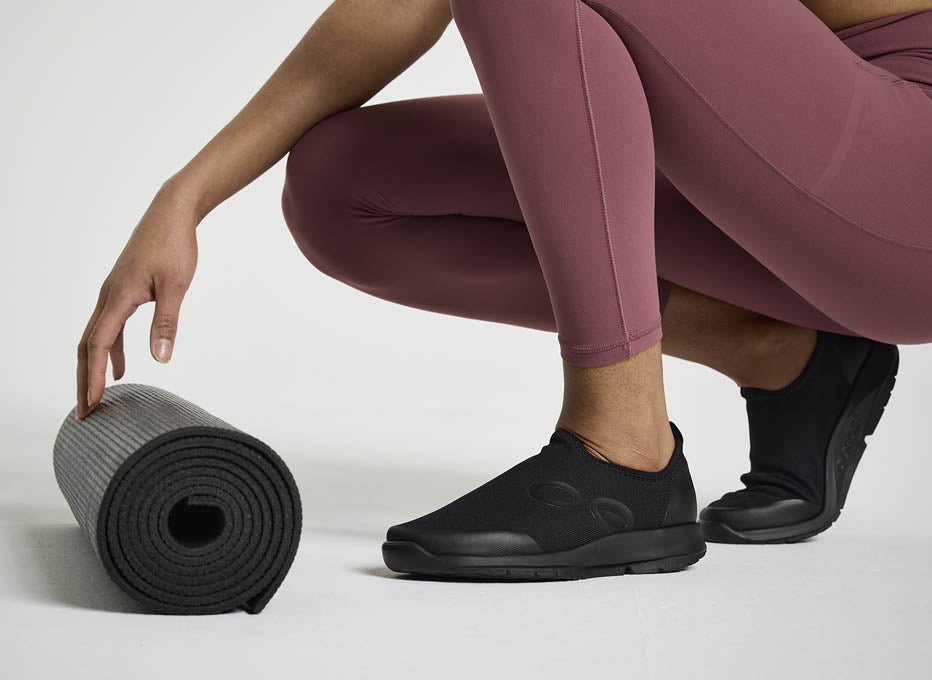 OOFOS OOMG SPORT (FEMME) SLIP NOIR/NOIR