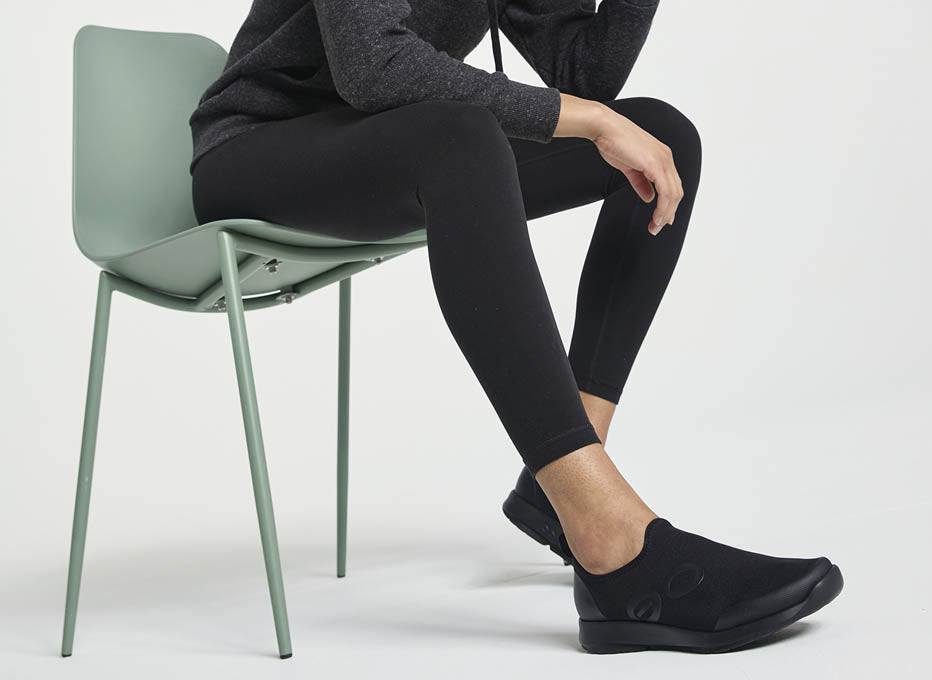 OOFOS OOMG SPORT (FEMME) SLIP NOIR/NOIR
