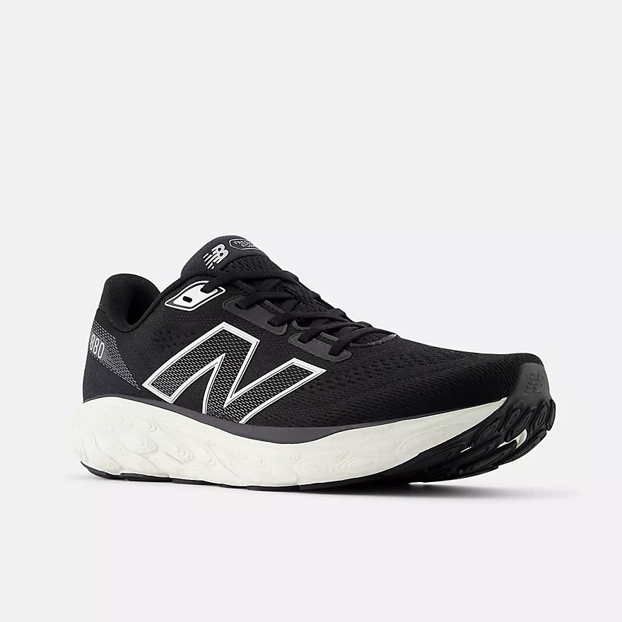 NEW BALANCE M880B14 FRESH FOAM NOIR