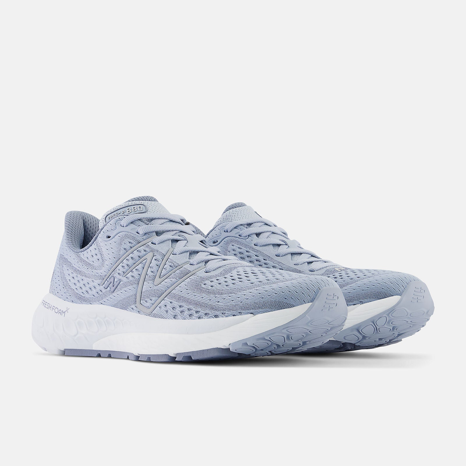 NEW BALANCE FEMME W880G13 GRIS ARCTIQUE CLAIR